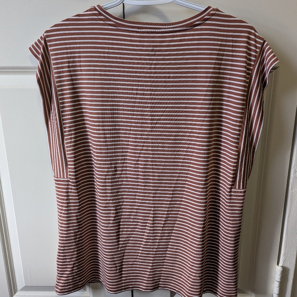 Jones New York Women's L Shirt - Picture 2 of 2